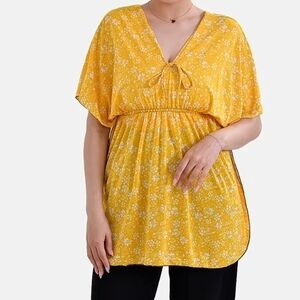 Tamsy Yellow Floral V-Neck Elastic Waist Kimono Sleeve Blouse, New in Package